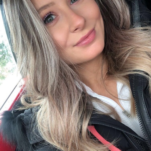 Meet your Posher, Nikki - Picture 5 of 6